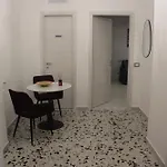 Hector Apartament